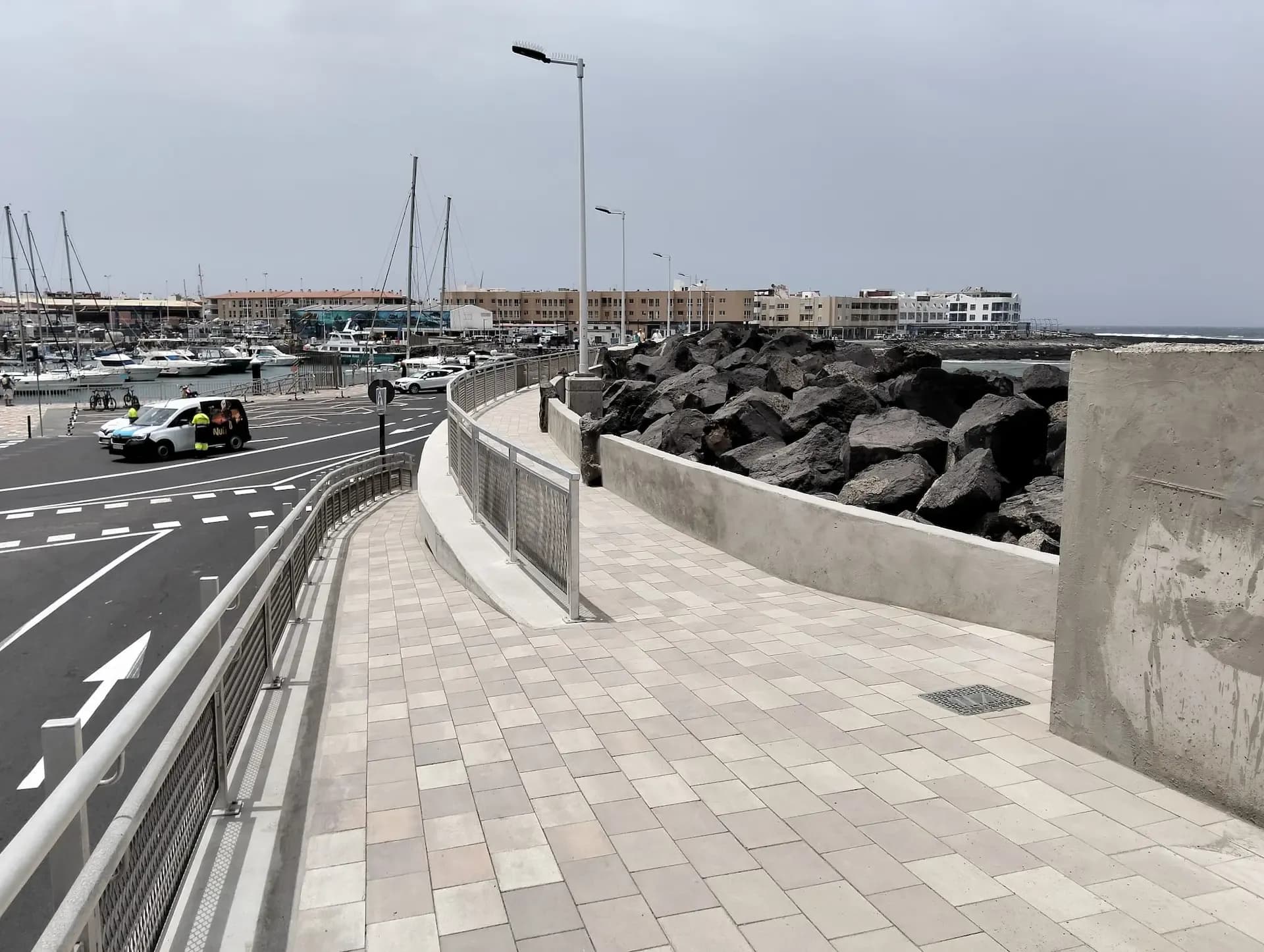 Portada de noticia: Finalizan las obras del Puerto de Corralejo